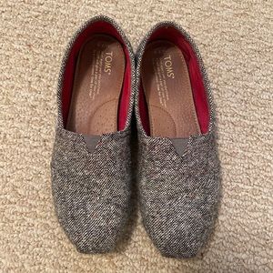 Toms size 7.5